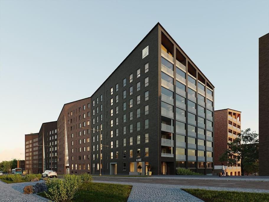 Property building, Street view, Location