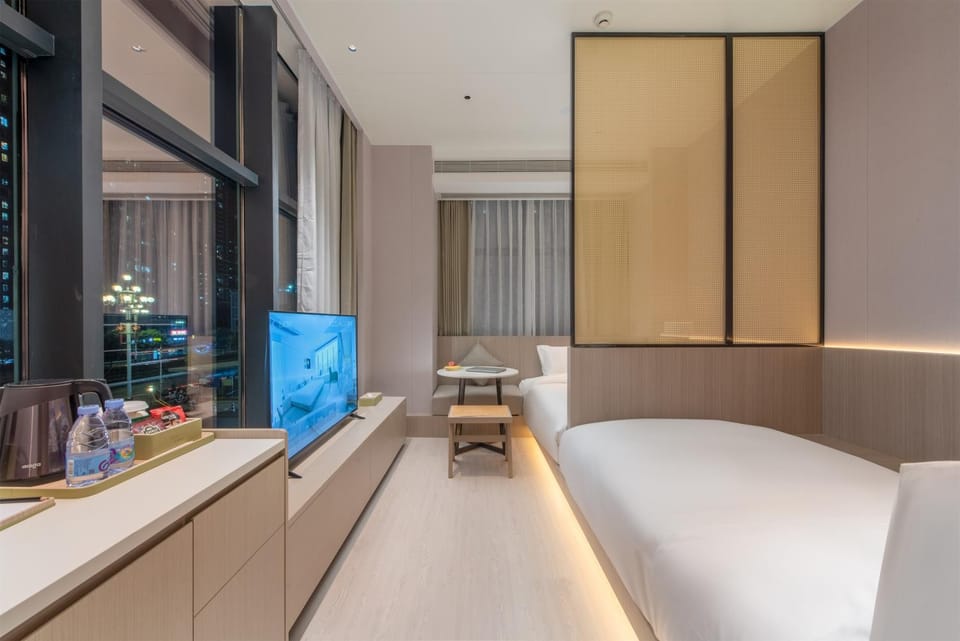 Bed, Photo of the whole room