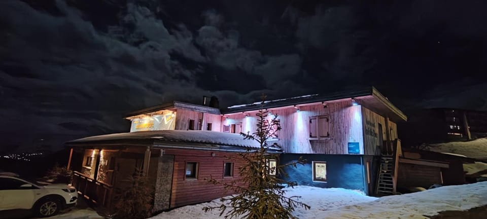 La Principauté de Comborciere Hotel in Villarembert