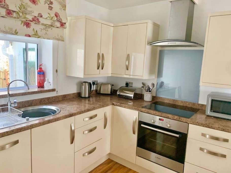 Quaint cottage in Ventnor with sea views House in Ventnor