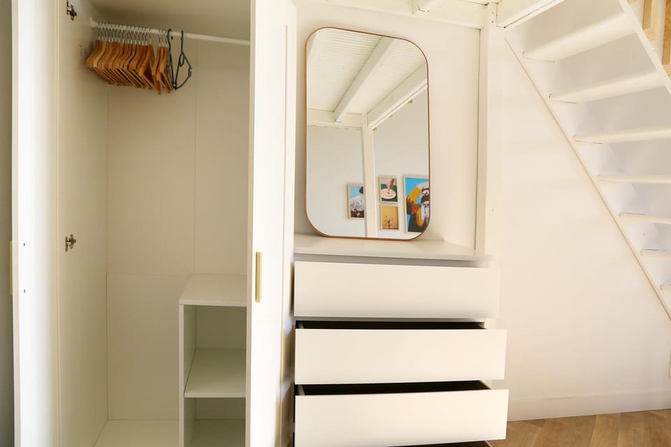 wardrobe