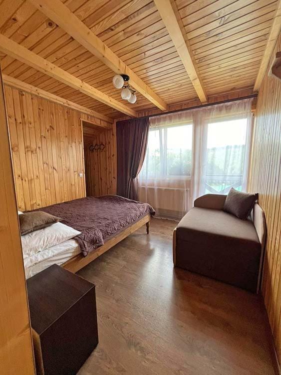 Bed, Living room, Photo of the whole room, Bedroom