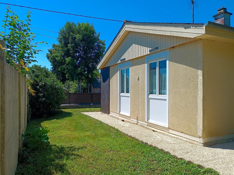 Gîte atypique pour une famille ou séjour professionnel House in Pays de la Loire