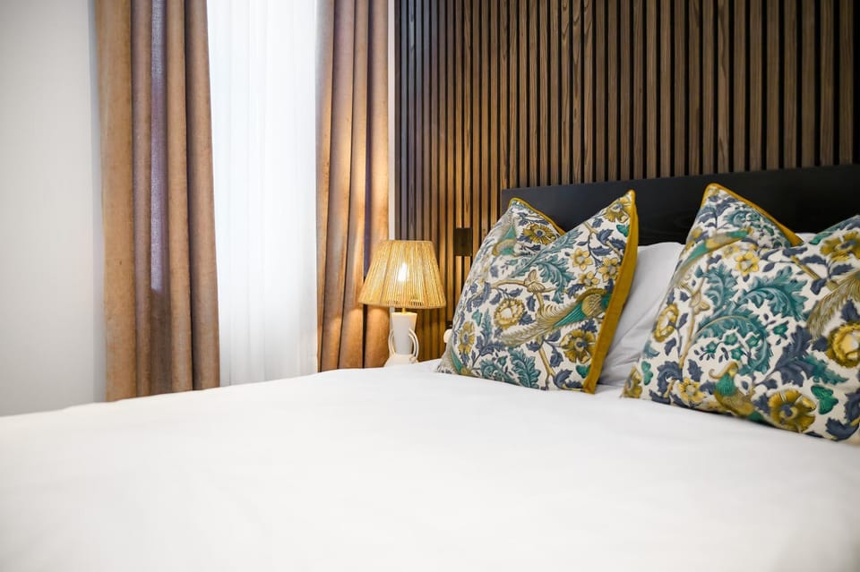 Nine Elms Urban Suites Apartment in London