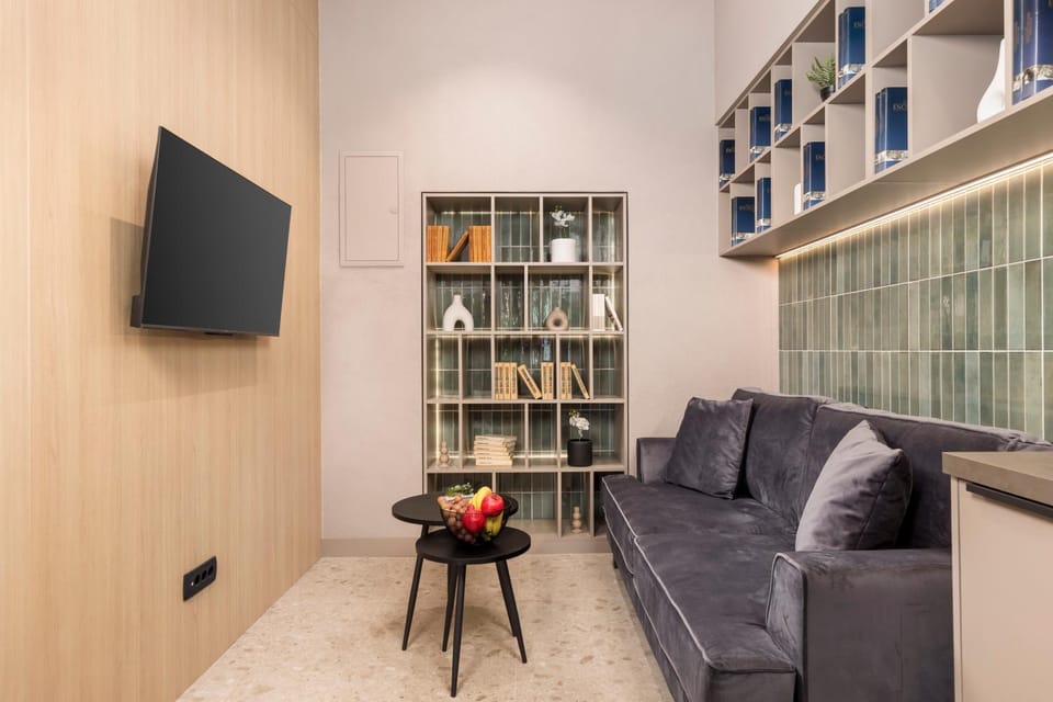 TV and multimedia, Living room, Seating area