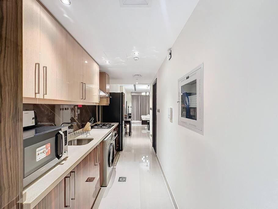 Elite Downtown Studio Apartment in Dubai