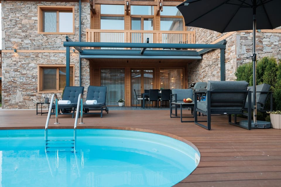 Property building, Patio, View (from property/room), Balcony/Terrace, Seating area, Pool view, Swimming pool, sunbed