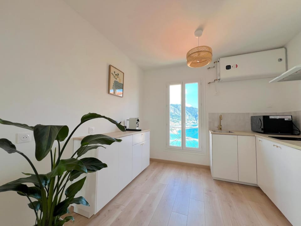 Sea view, kitchen