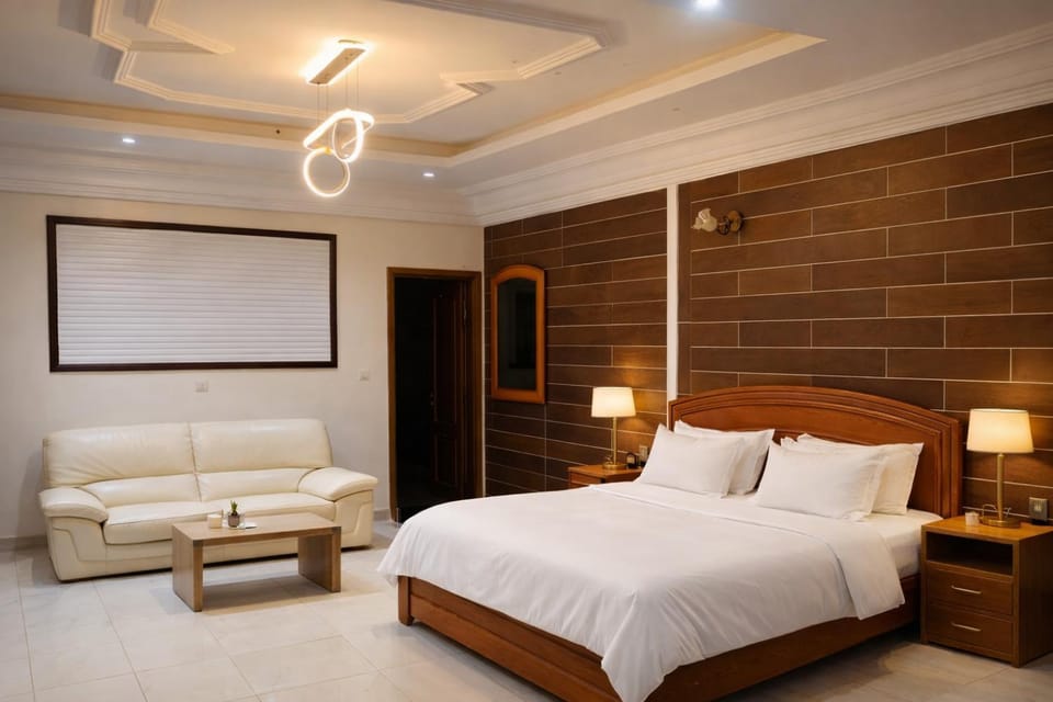 Restaurant/places to eat, Bed, Off site, Night, Hot Spring Bath, TV and multimedia, Living room, Seating area, Bedroom, Breakfast, internet, wardrobe, air conditioner