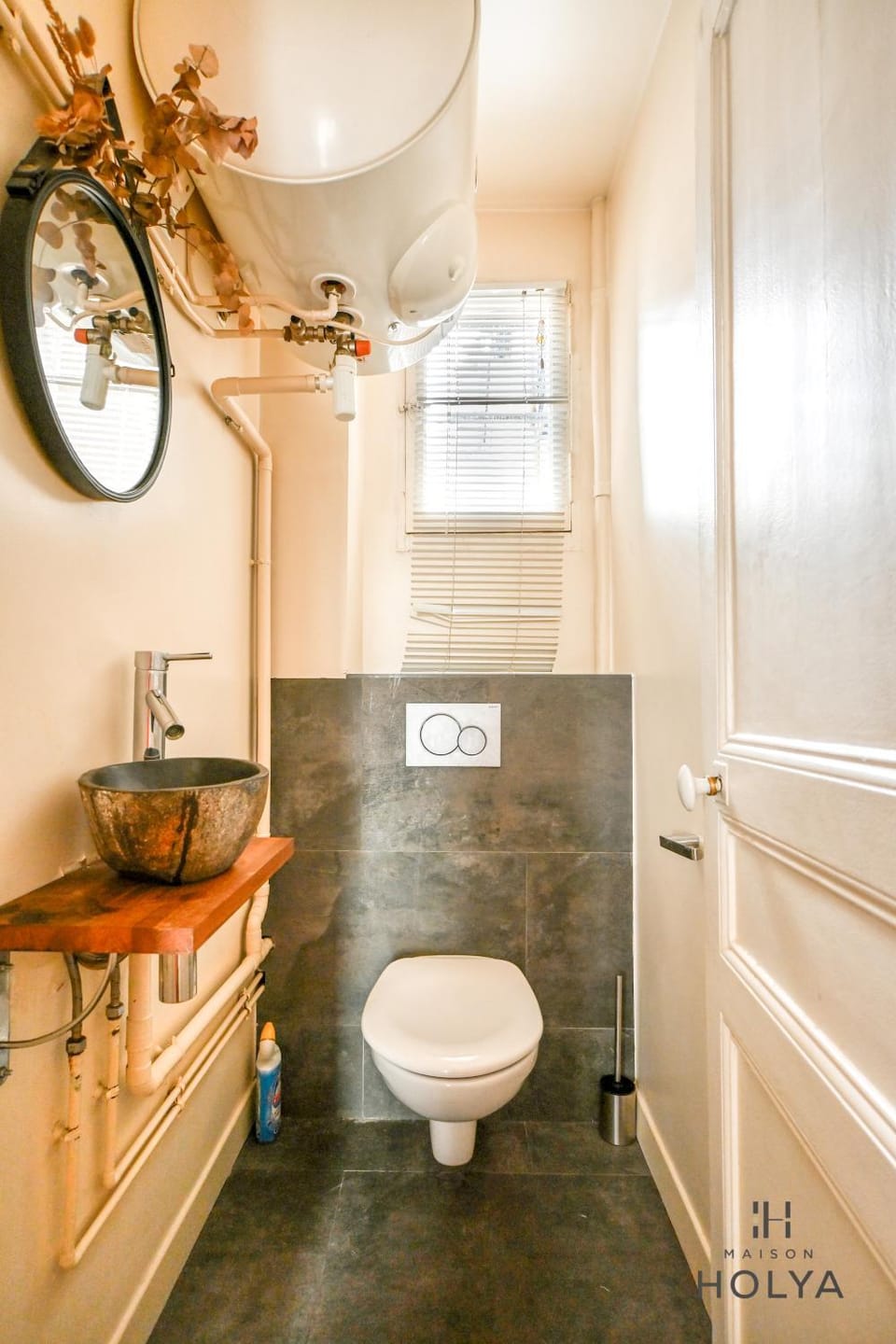 Toilet