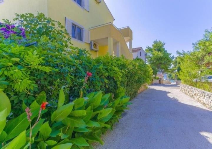 Apartments Petrovic Apartment in Šibenik-Knin County, Croatia