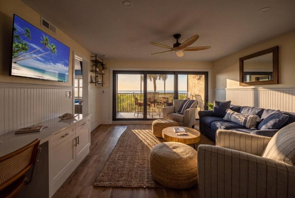 Tarpon Beach 302 Apartment in Sanibel Island