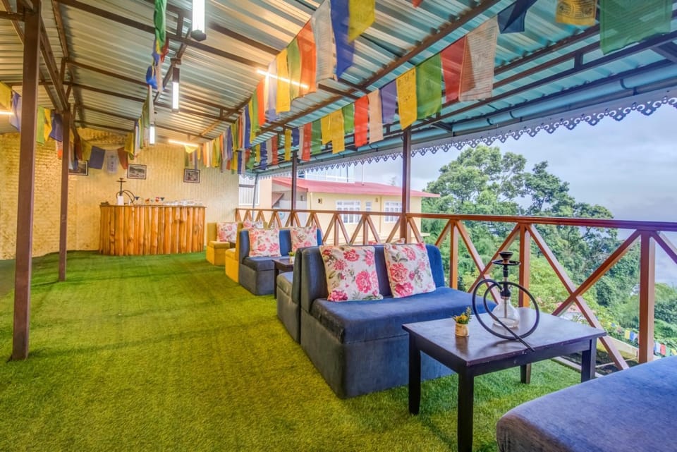 Patio, Day, Garden, View (from property/room), Balcony/Terrace, Seating area, Garden view