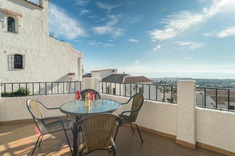 Balcony/Terrace, Seating area, Dining area, Sea view