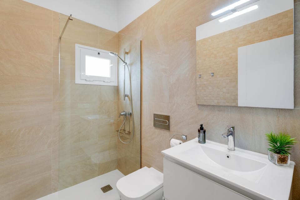 Bathroom, Living room