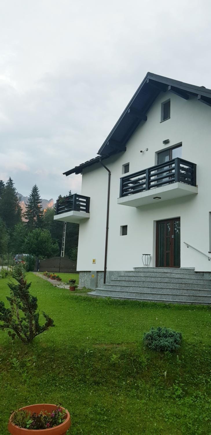 Casa Irina Bed and Breakfast in Romania