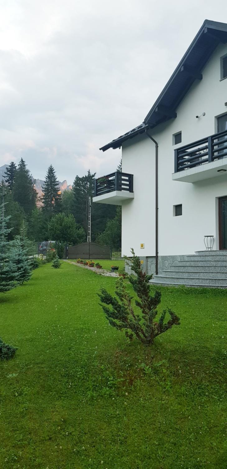 Casa Irina Bed and Breakfast in Romania