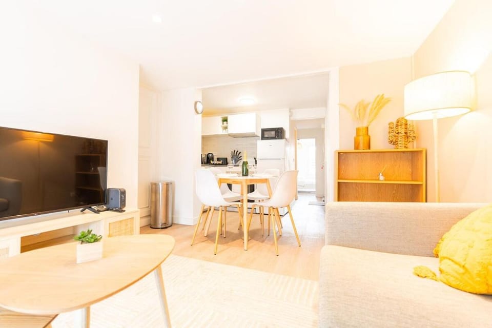 Duplex Confortable en Centre avec 2 Chambres Apartment in Grand Est