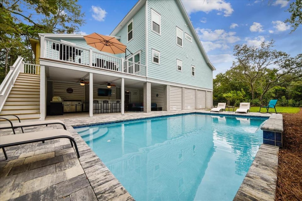 1 Shore Crest- Pool, Ping Pong, Free Activities Included House in Hilton Head Island