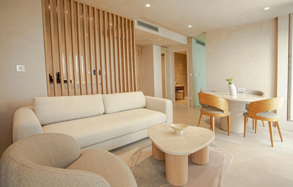 Living room, Seating area, Dining area