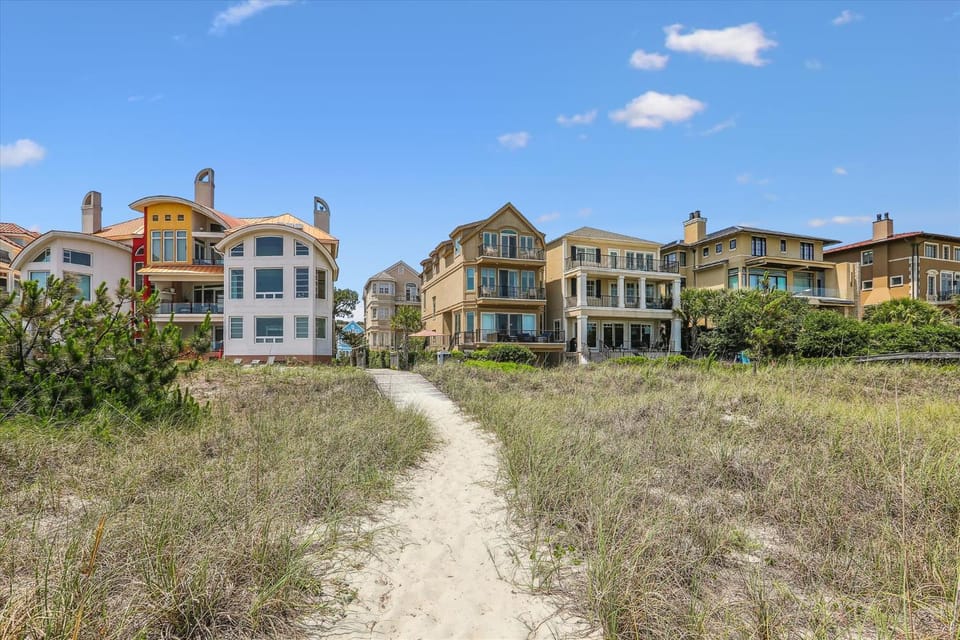 20 Horvaths Peninsula- Oceanfront, Pets OK, Great Location, Free Activities Included House in Hilton Head Island