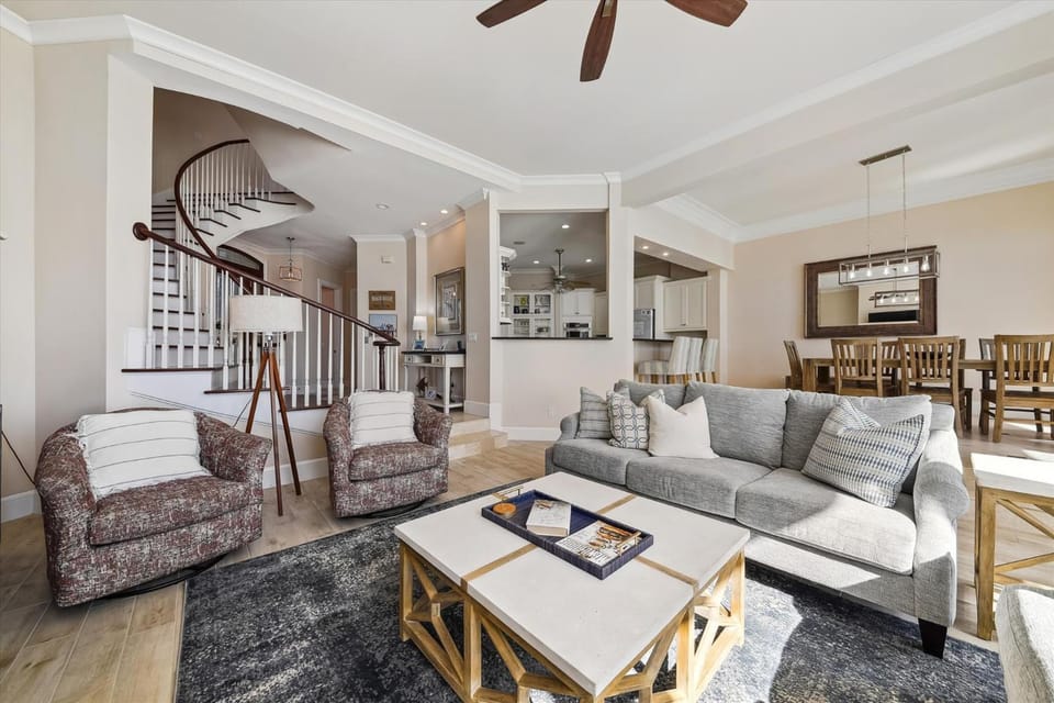 2 Collier Beach- Oceanfront, Dog Friendly , Private Pool, FREE Activities House in Hilton Head Island