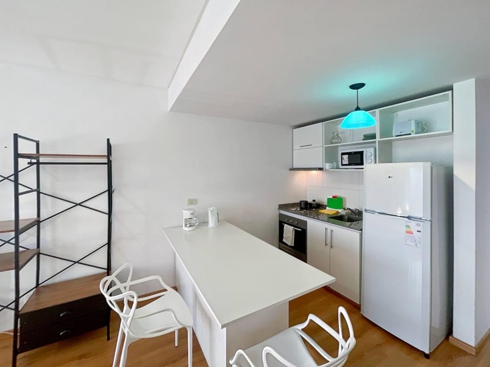 Dining area, kitchen