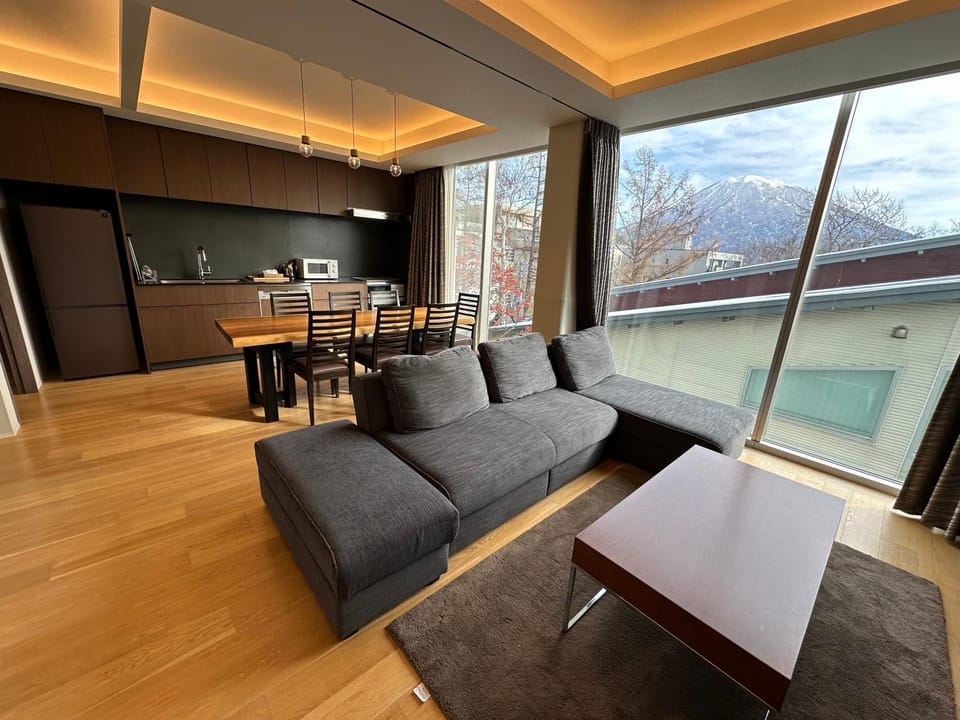 Kitchen or kitchenette, Living room, Dining area