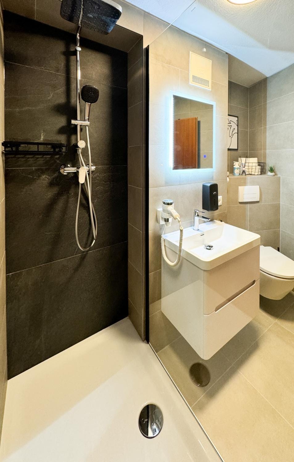 Shower, Toilet, Bathroom
