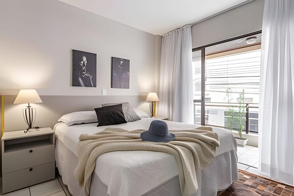 Churrasqueira, 3Q - 2 suítes, 2 Vagas, 250m Praia Apartment in Porto Belo