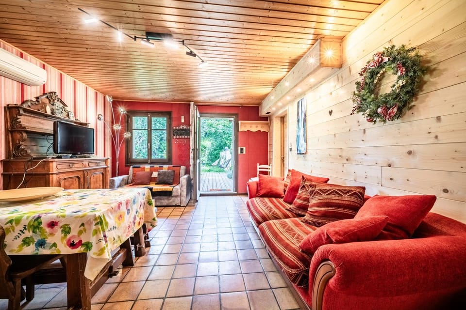 Property building, Living room