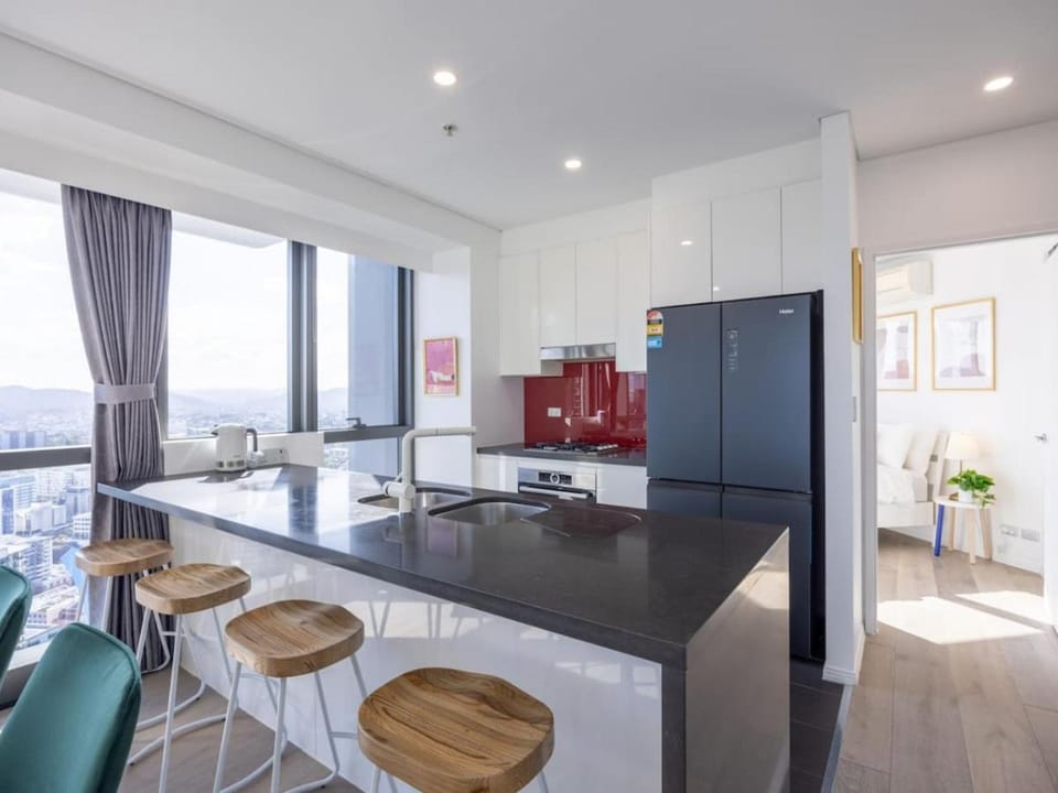 Luxury 3BR Suite Stunning Skyline-River-View at CBD Apartment in Brisbane City