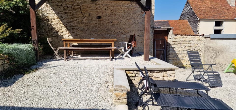 Patio, Dining area