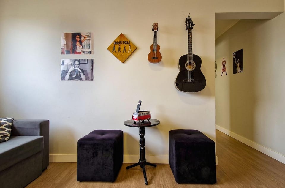 Communal lounge/ TV room