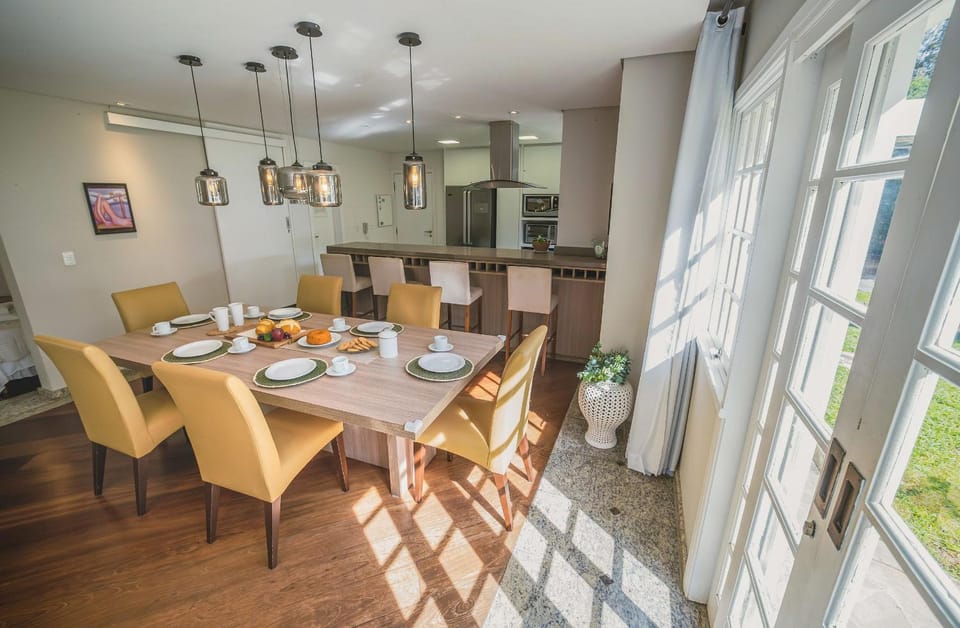 Refúgio com quintal + 2 vagas a 600m do Barigui Apartment in Curitiba