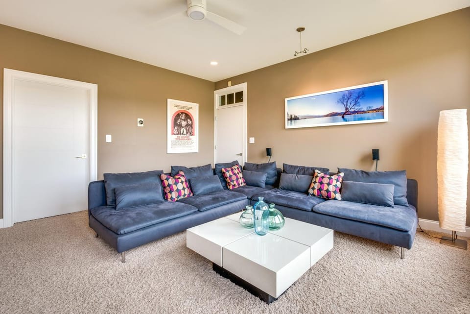 Modern Retreat w/ River View in Roswell! Apartment in Roswell