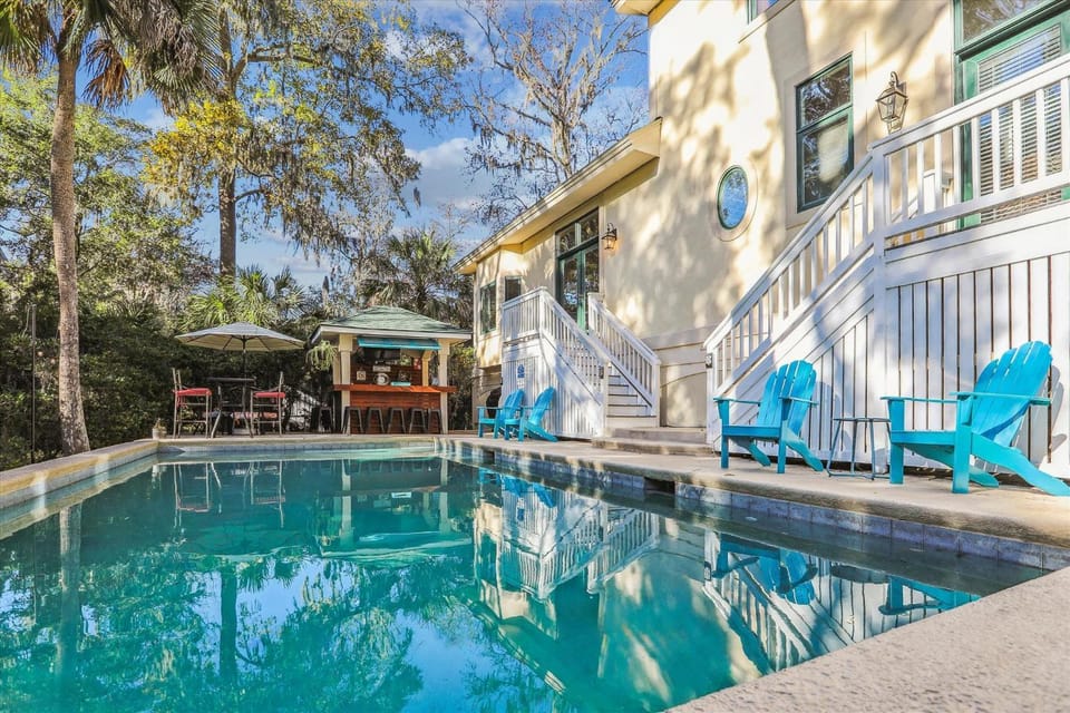 3 Sutherland Court- Private Pool, Short Walk To The Beach, FREE Activities Included House in Hilton Head Island