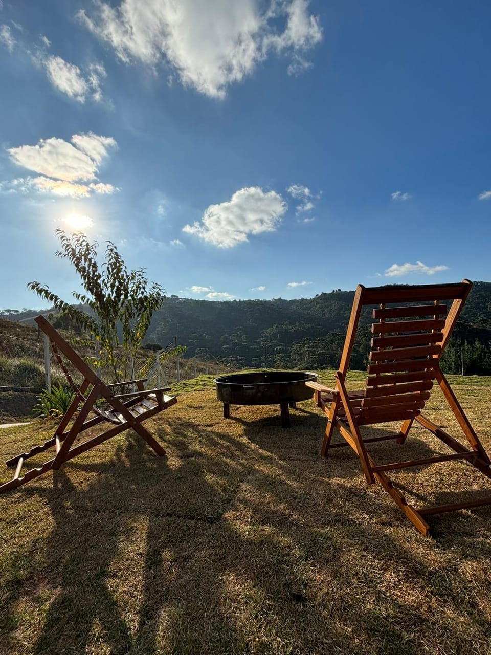Day, Natural landscape, Mountain view, sunbed