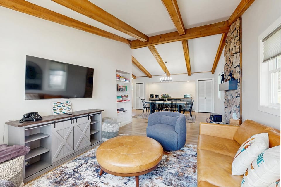 Boat & Fish! Lodi Retreat w/ Dock & Watercraft House in Lake Wisconsin