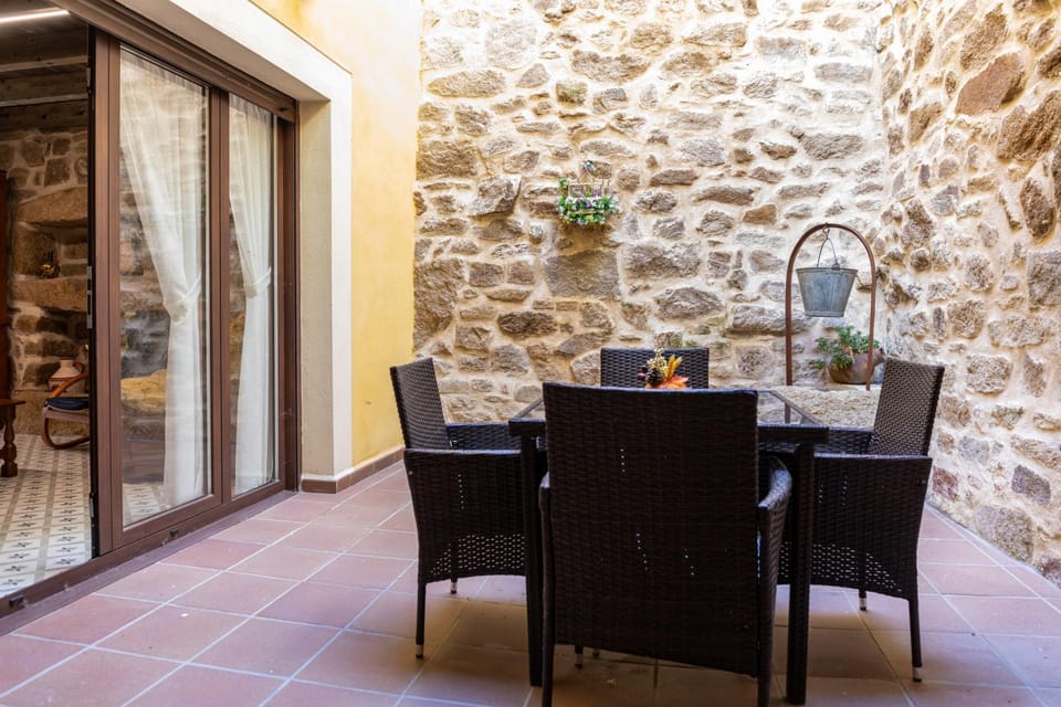 Patio, Balcony/Terrace