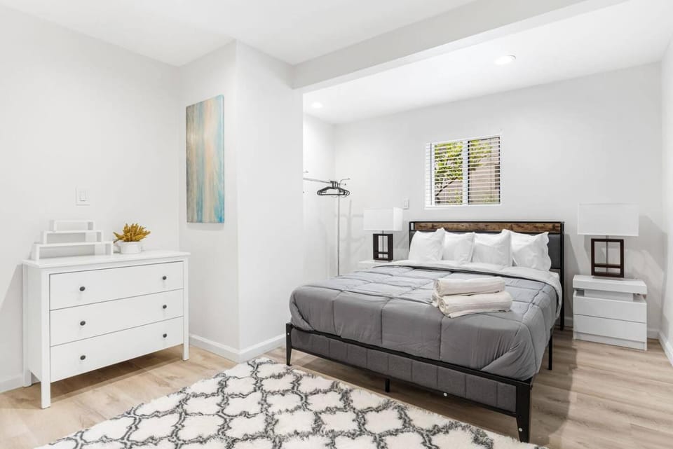 East Los Angeles Hideaway Apartment in East Los Angeles
