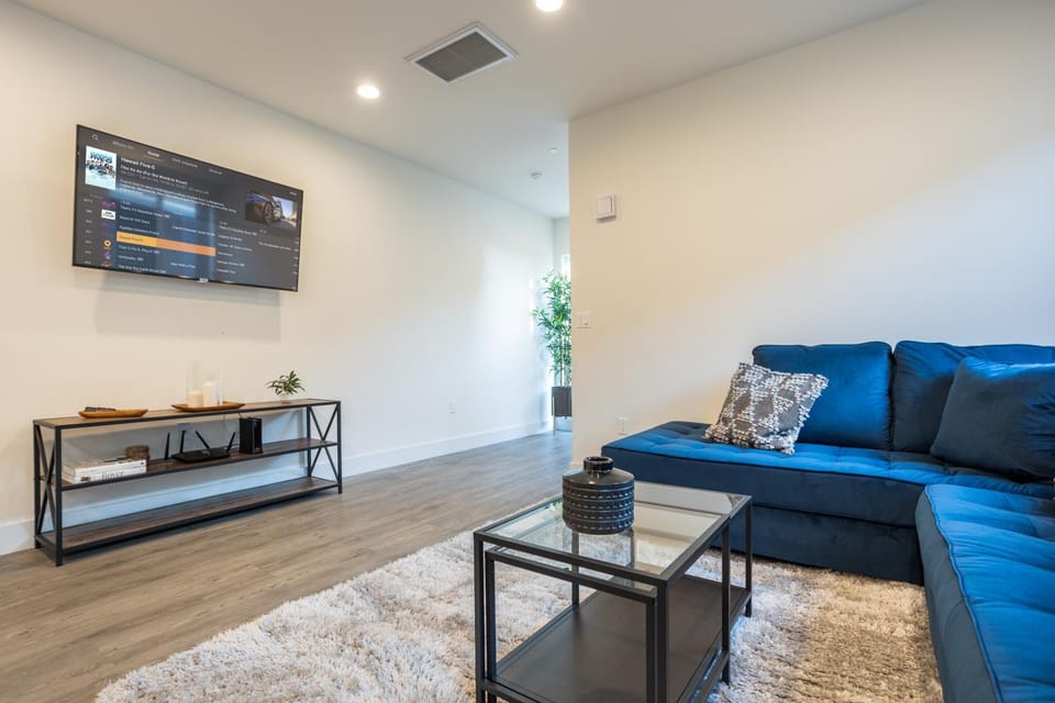 LA Cityscapes House in Los Angeles