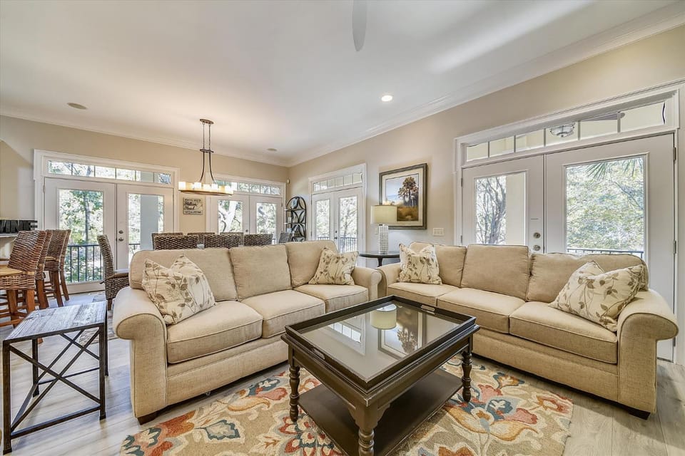 5 Henry Lane- Near Ocean, Private Pool, Pet Friendly, FREE Activities Included House in Hilton Head Island