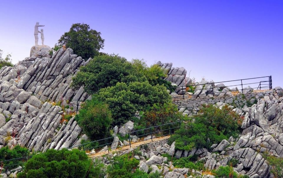 Nearby landmark