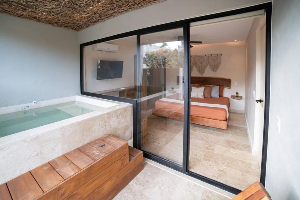 Tequila Sunrise103 plunge pool Beach Access Apartment in Tulum