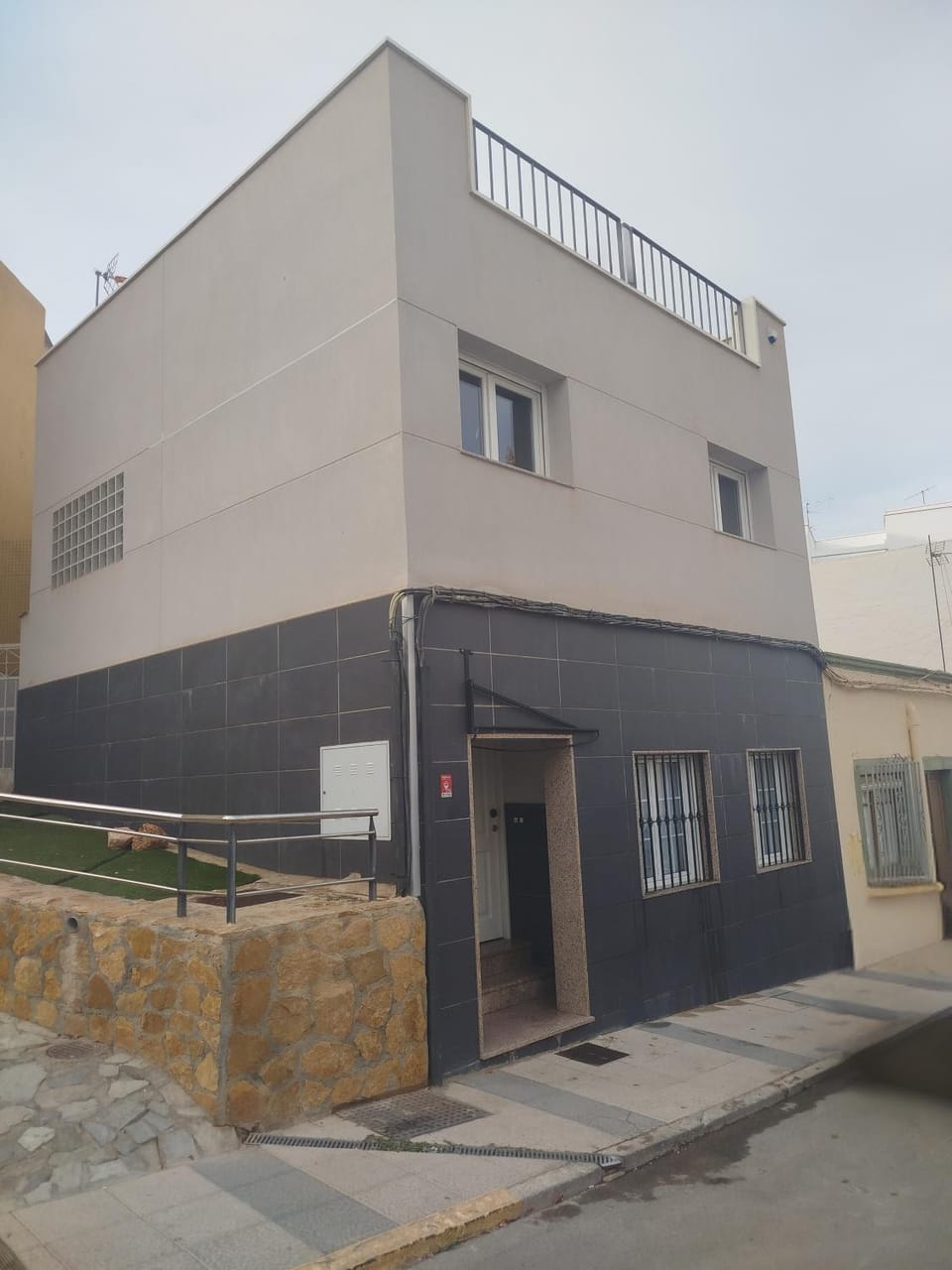 Property building, Day