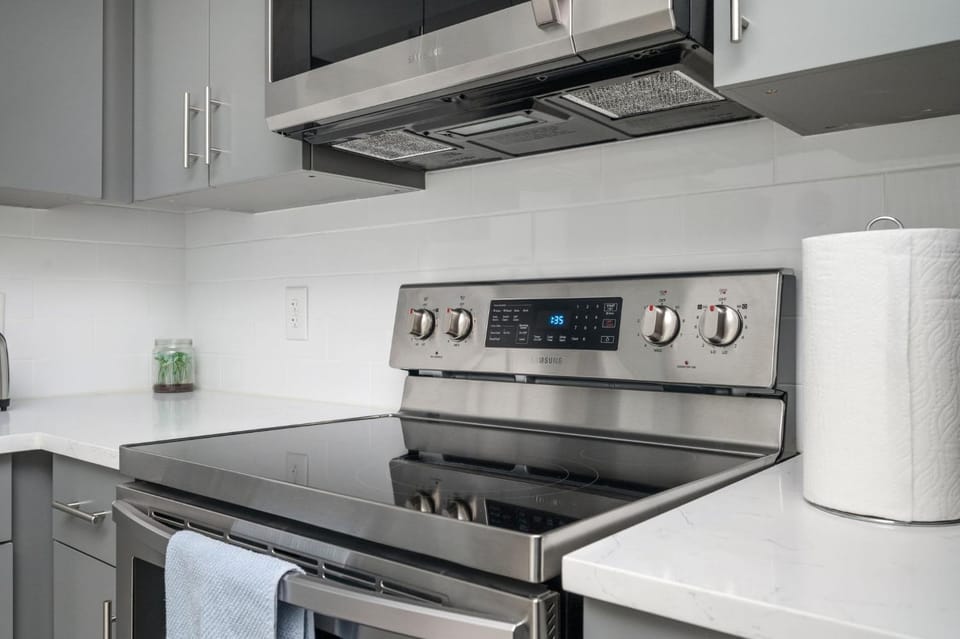 Kitchen or kitchenette, stove