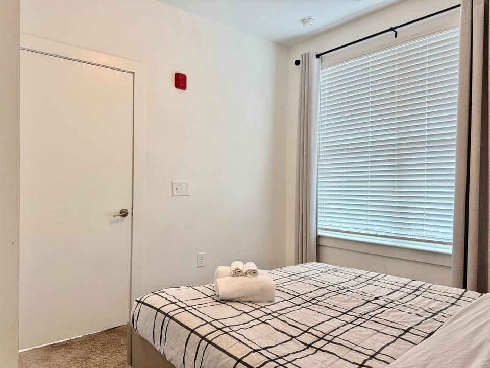 Modern 4B3B 2 Balcony Penthouse 542Blvd404 House in Atlanta