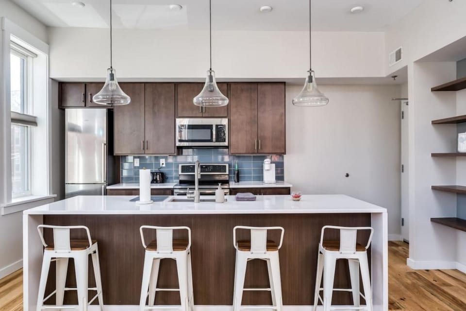 Top Rated - Free Parking - 1-br Condo OTR House in Over The Rhine