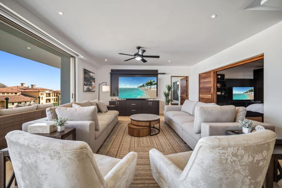 6th Floor One Medano Beach Resort - Quiet Side House in Cabo San Lucas